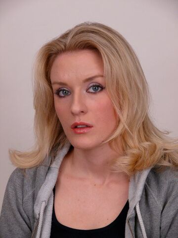 File:Ellie Braverman.jpg