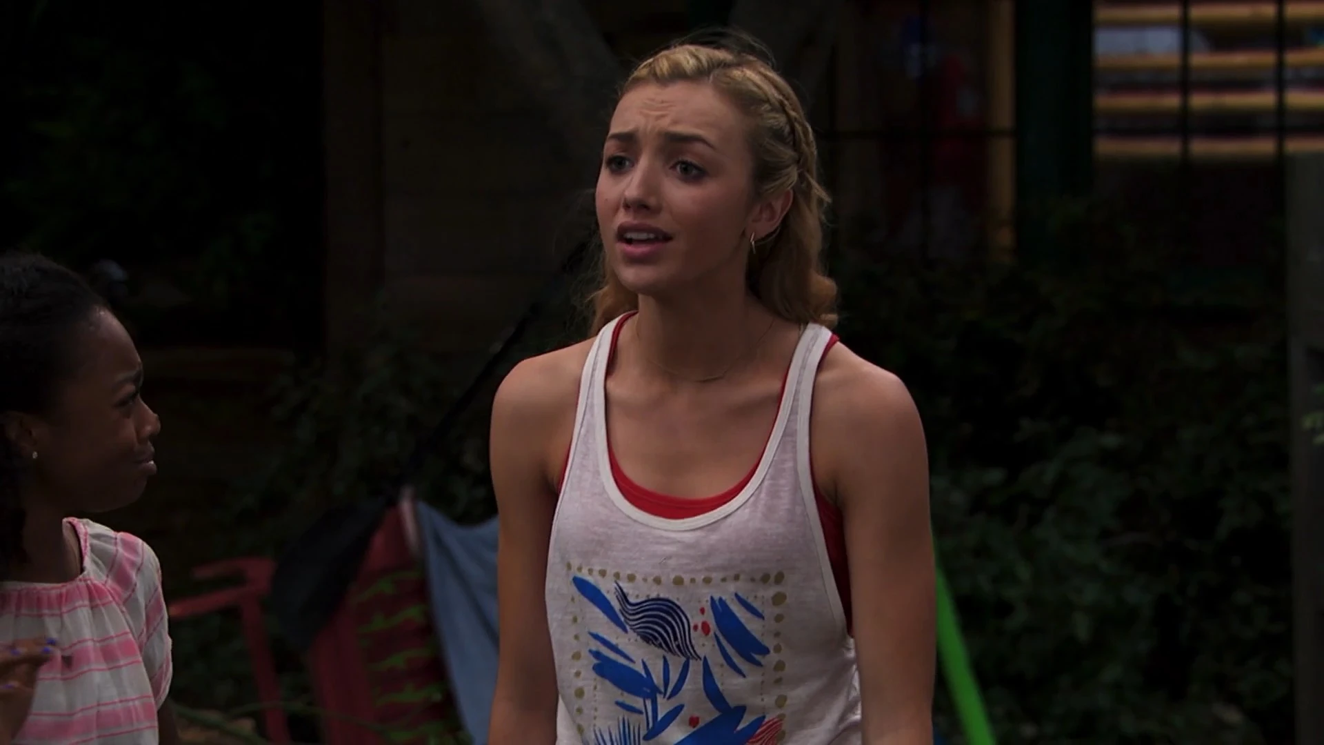 Image Emma's Hairstyle in Smells Like Camp Spirit3.jpg Bunk'd Wiki