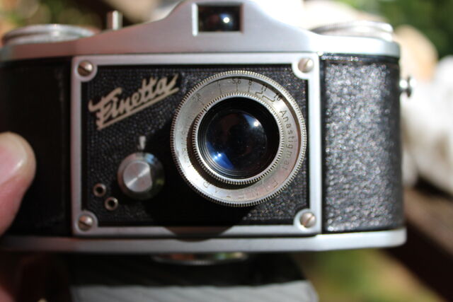 File:German cameras 051.jpg