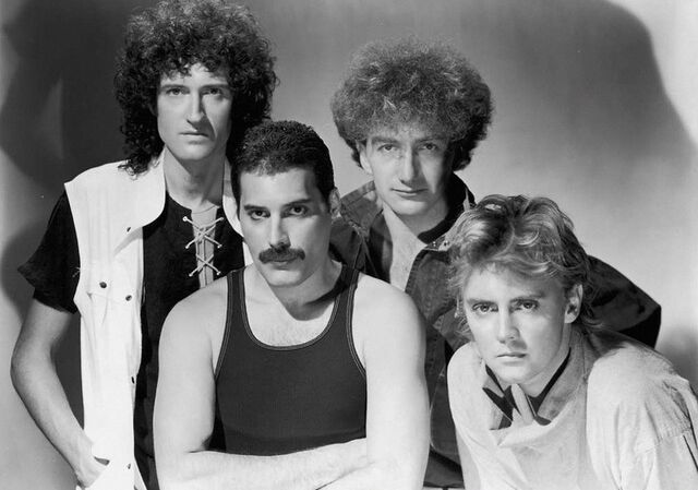 File:Queen Band.jpg