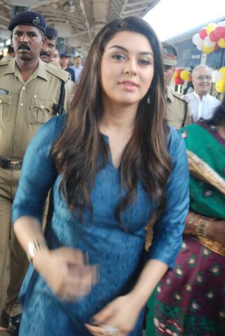 File:Hansika-at-chennai-food-bank-s-divine-journey-stills-3af6b2c2.jpg