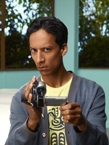 File:Danny-Pudi-as-Abed-community-15622818-449-600.jpg