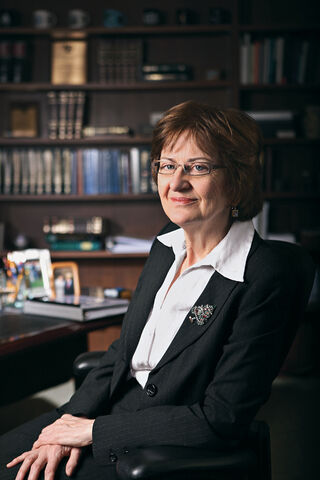 File:Joan Lefkow.jpg