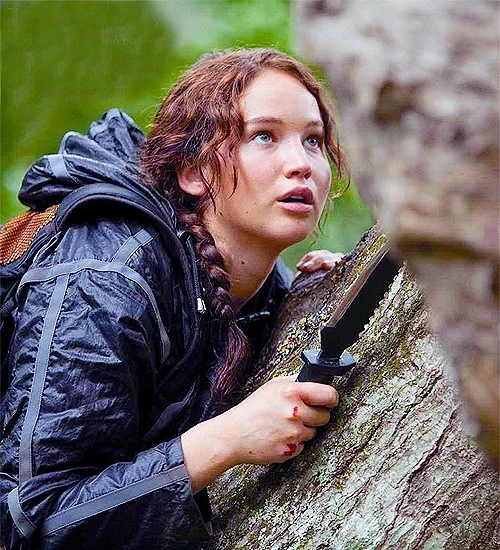DateiKatnisscuttingTrackerJackerHiveTheHungerGames (2).jpg Die Tribute von Panem Wiki