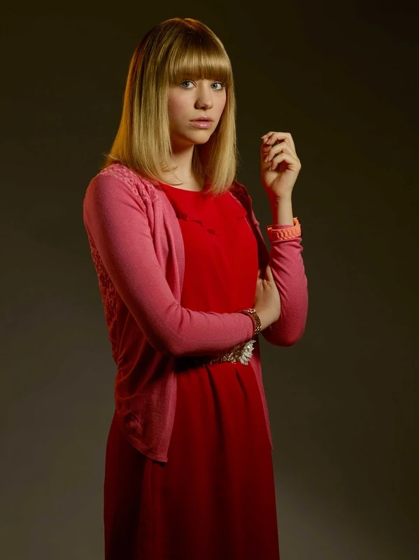 Bella Crossley Evermoor Wiki FANDOM powered by Wikia