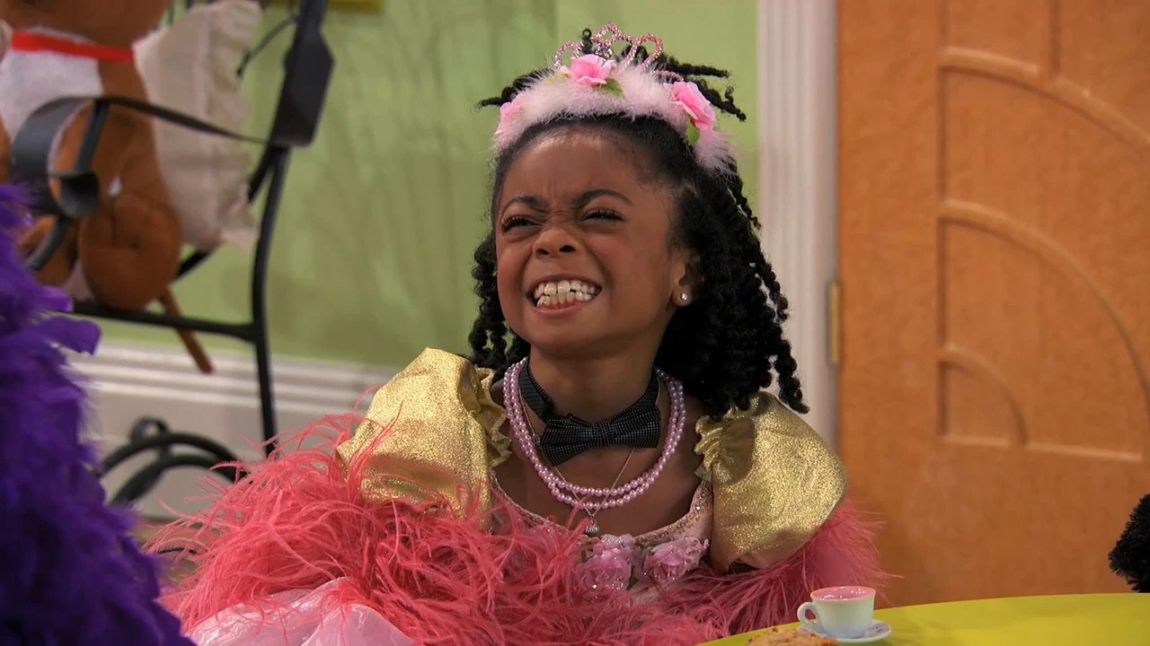 Image Zury.jpg Jessie Wiki Fandom powered by Wikia