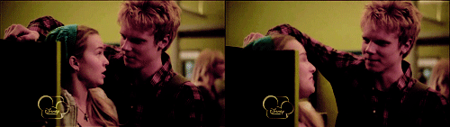 File:Tumblr lrr2pfkfE91qd7b2oo1 500.gif