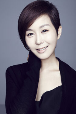 Yoo Seo Jin6.jpg