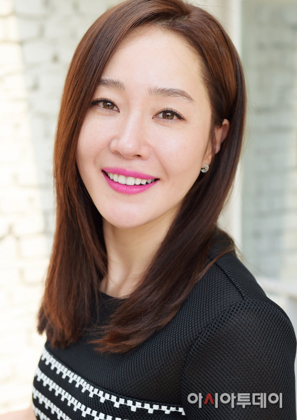 Actress Uhm Ji Won - Profile Actress Uhm Ji Won - votedrama
