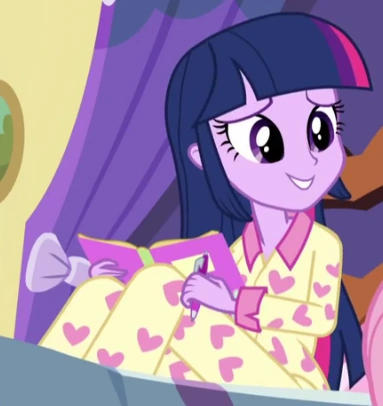Twilight_Sparkle_pajamas_ID_EG2.png