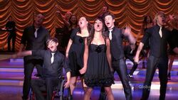 Glee - 2x22 - New York.avi 002185141.jpg