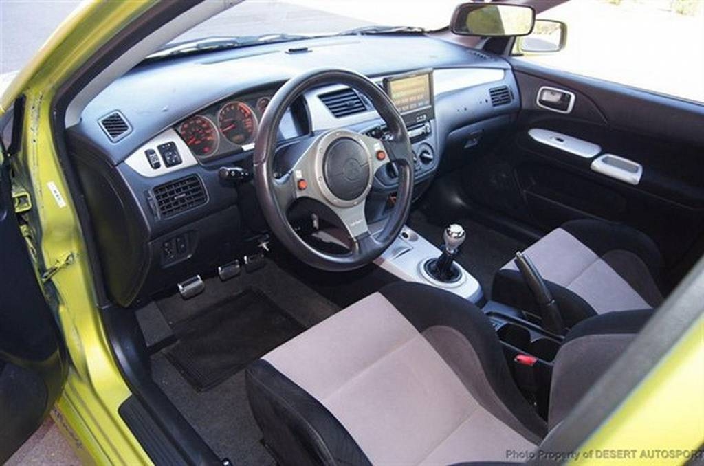 If So Mitsubishi Lancer Evolution Rs 2004 Interior This