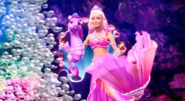 Fichier:Barbie-The-Pearl-Princess-trailer-screenshot-barbie-movies-35334719-842-462.jpg