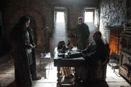 Stannis Baratheon in Castle Black with Jon Snow.jpg (3,2 МБ) Stannis Baratheon in Castle Black with Jon Snow