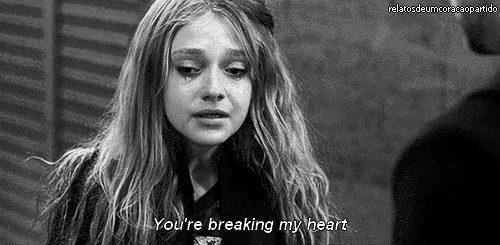 http://vignette3.wikia.nocookie.net/glee/images/7/7b/Dakota-Fanning-Crying-Because-Of-a-Broken-Heart-Sad-Gif.gif/revision/latest?cb=20141217232100