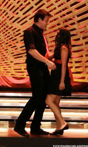 File:Finn-and-Rachel-1x13-glee-9302626-429-714.jpg
