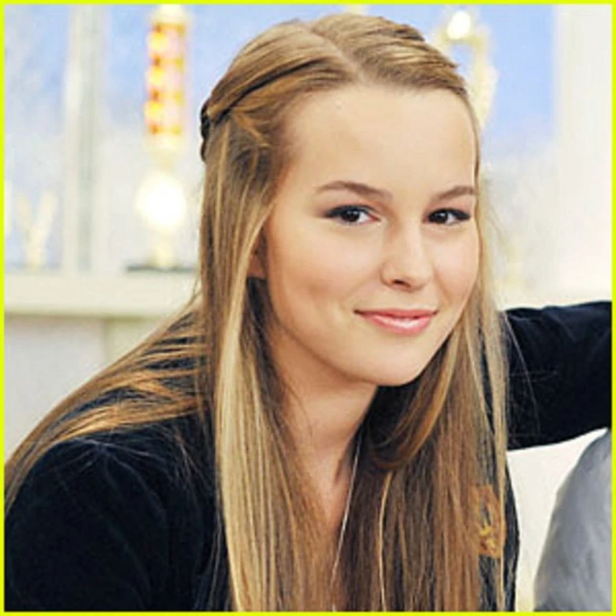 Jessie christmas with good luck charlie
