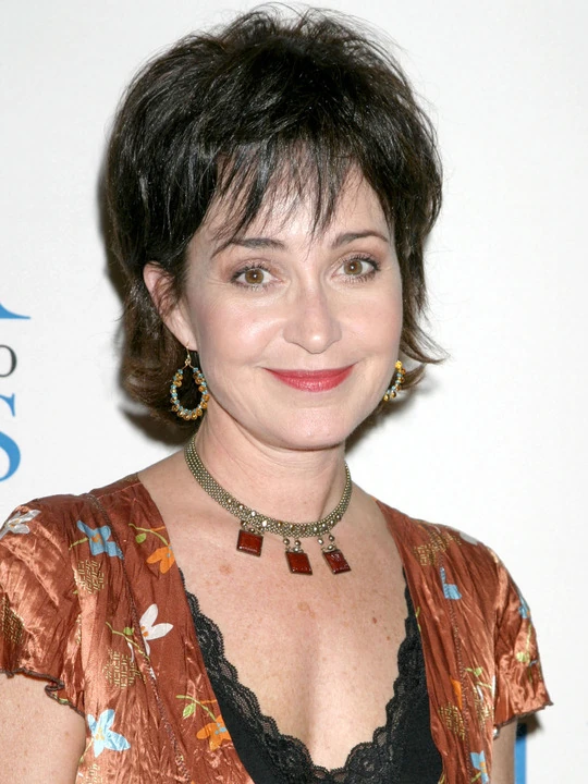 Annie Potts | Good Christian Belles Wiki | FANDOM powered by Wikia