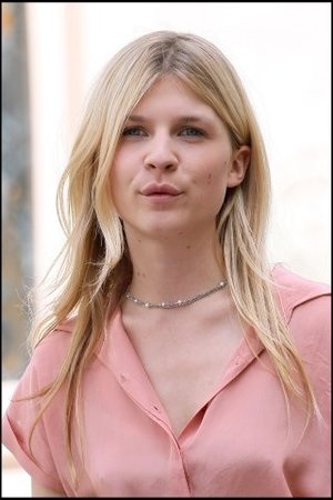 imdb gossip girl eva