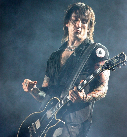 Richard Fortus Guns N Roses Wiki Fandom powered by Wikia