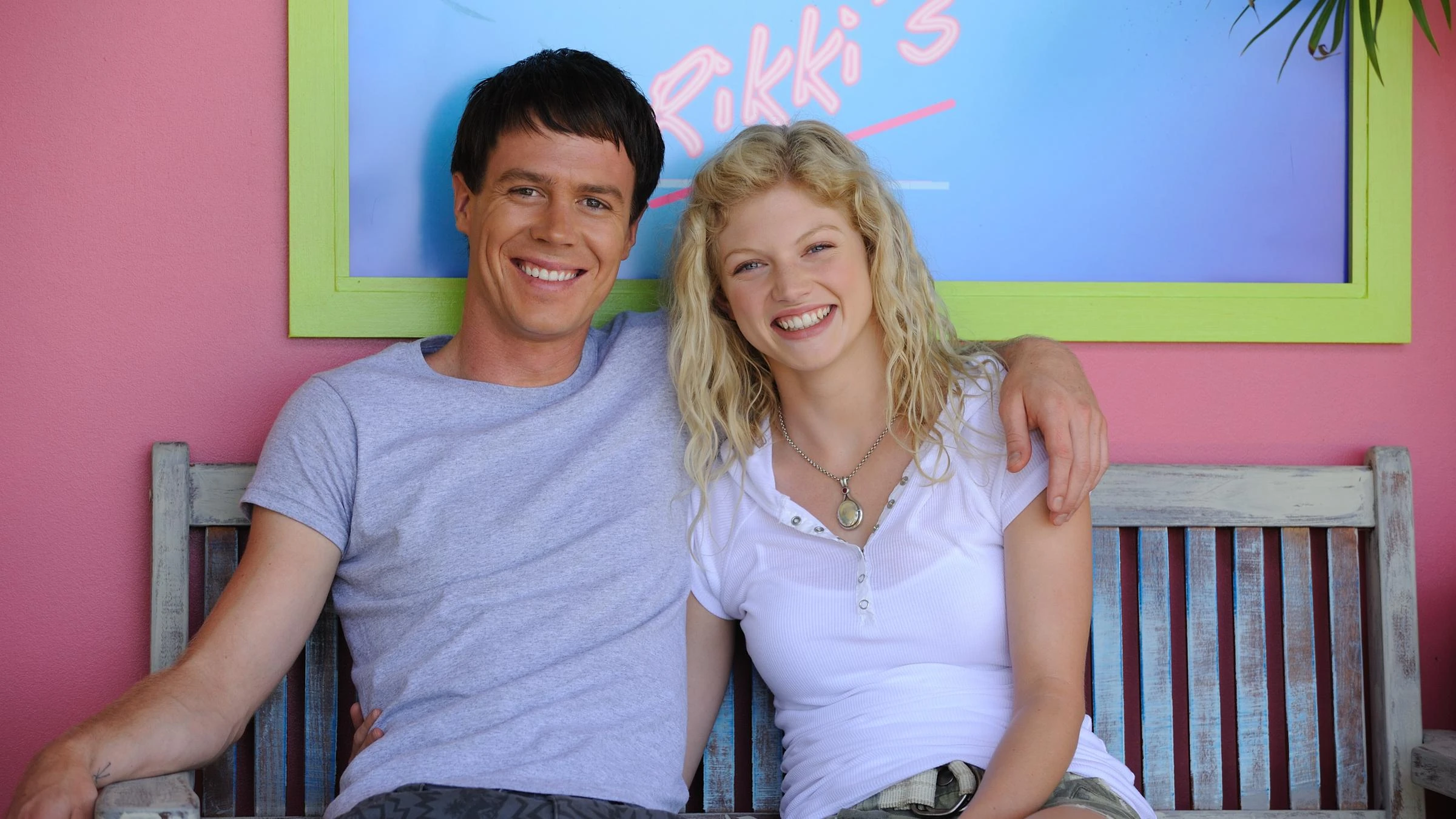 Image Rikki and Zane at Rikki's.jpg H2O Just Add Water Wiki Fandom powered by Wikia