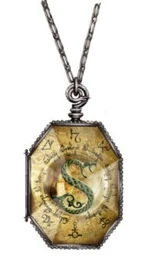 Horcrux WB F7 SlytherinsLocketHorcrux Illust2
