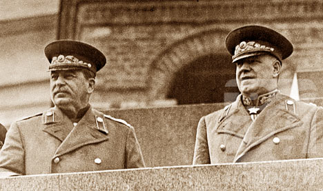 Imagini pentru stalin y zhukov