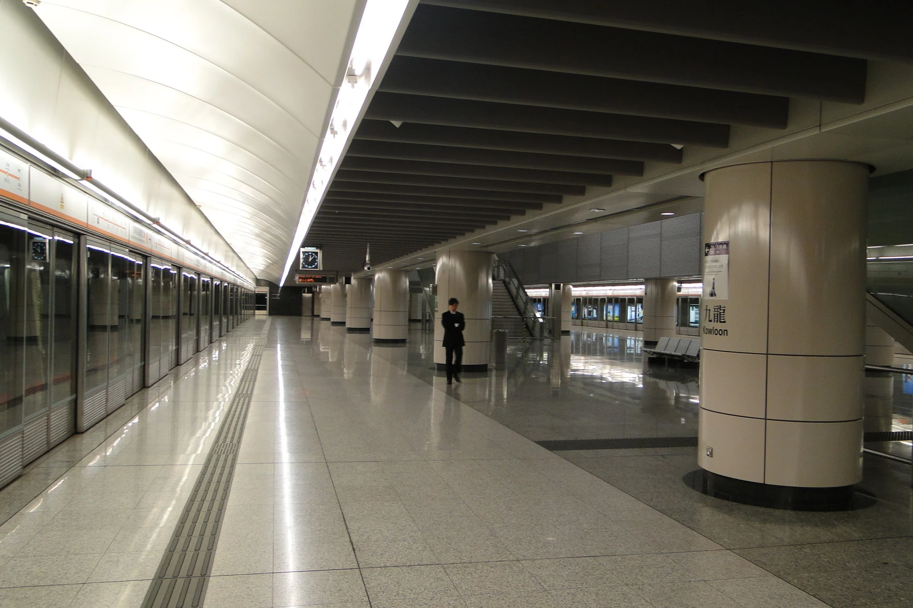 九龍站 香港鐵路大典 Fandom powered by Wikia