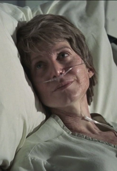 Elizabeth Mitchell en house Elizabeth Mitchell en house
