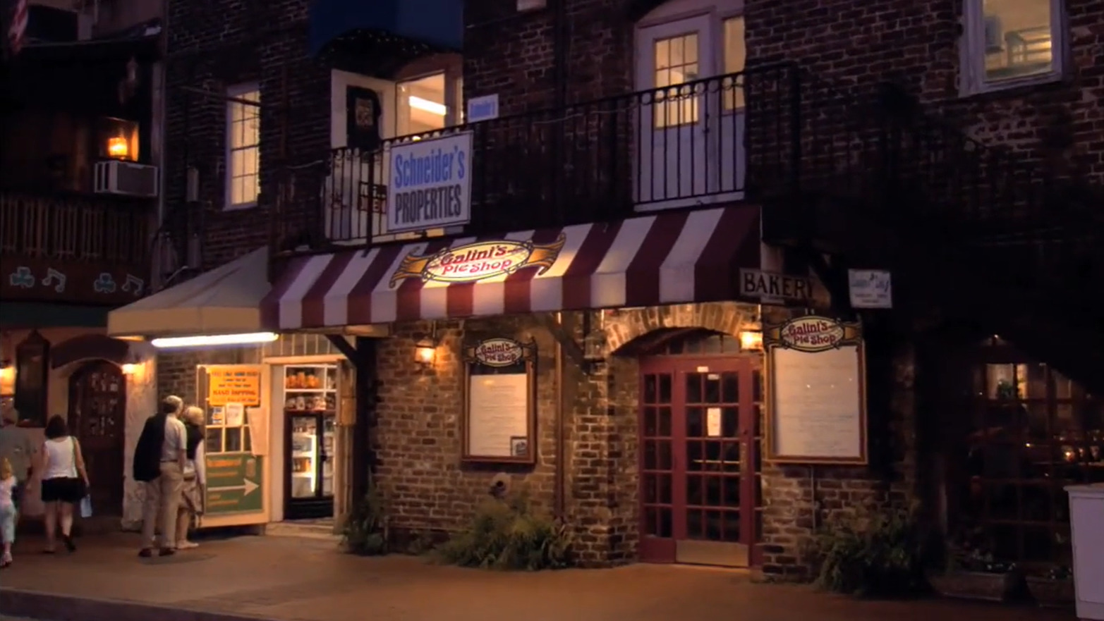 Galini's Pie Shop | iCarly Wiki | Fandom powered by Wikia