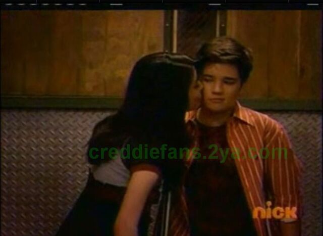 File:Creddie cheek kiss.jpg