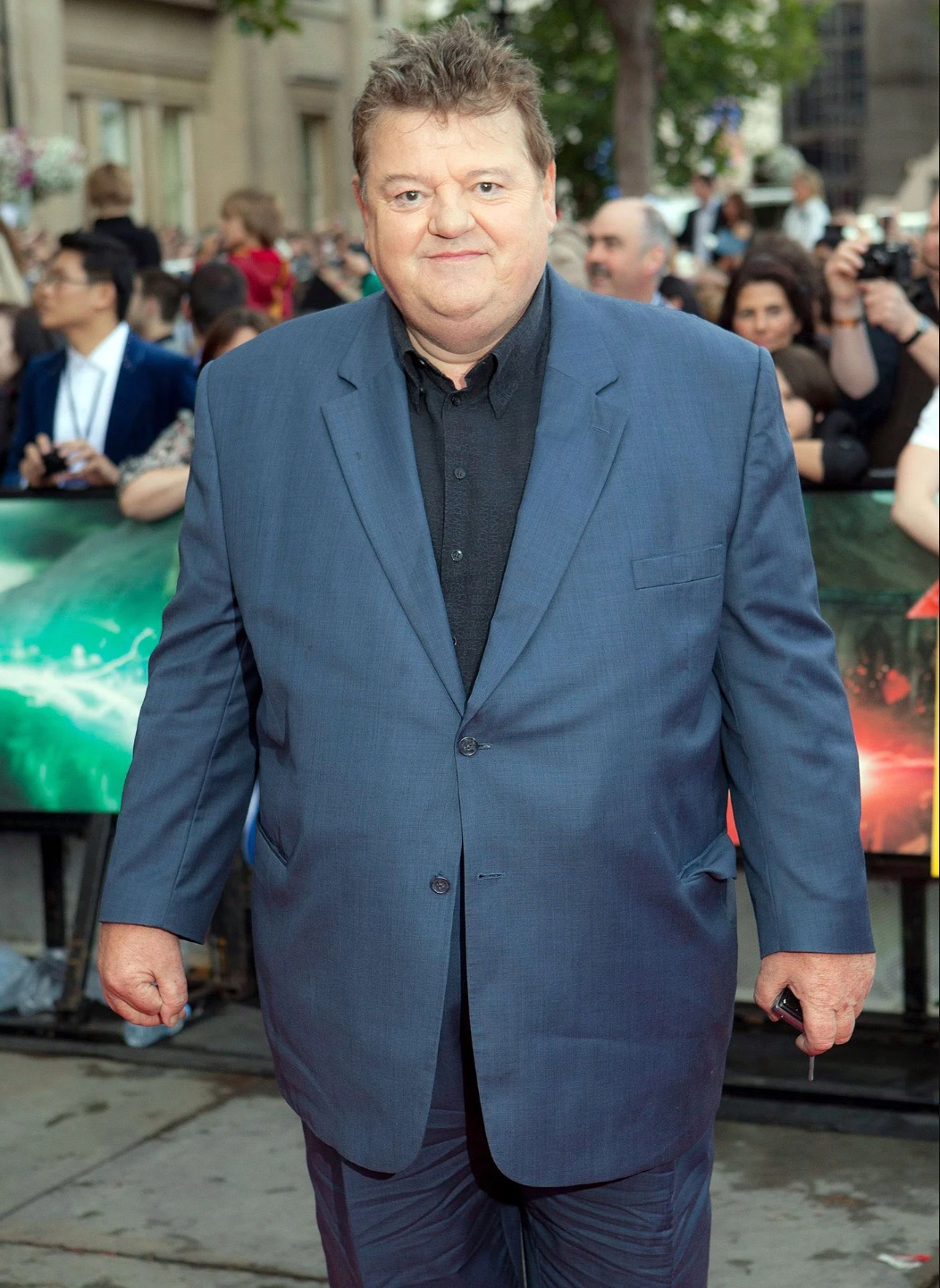 Tips: Robbie Coltrane, 2018s chic hair style of the cool funny writer