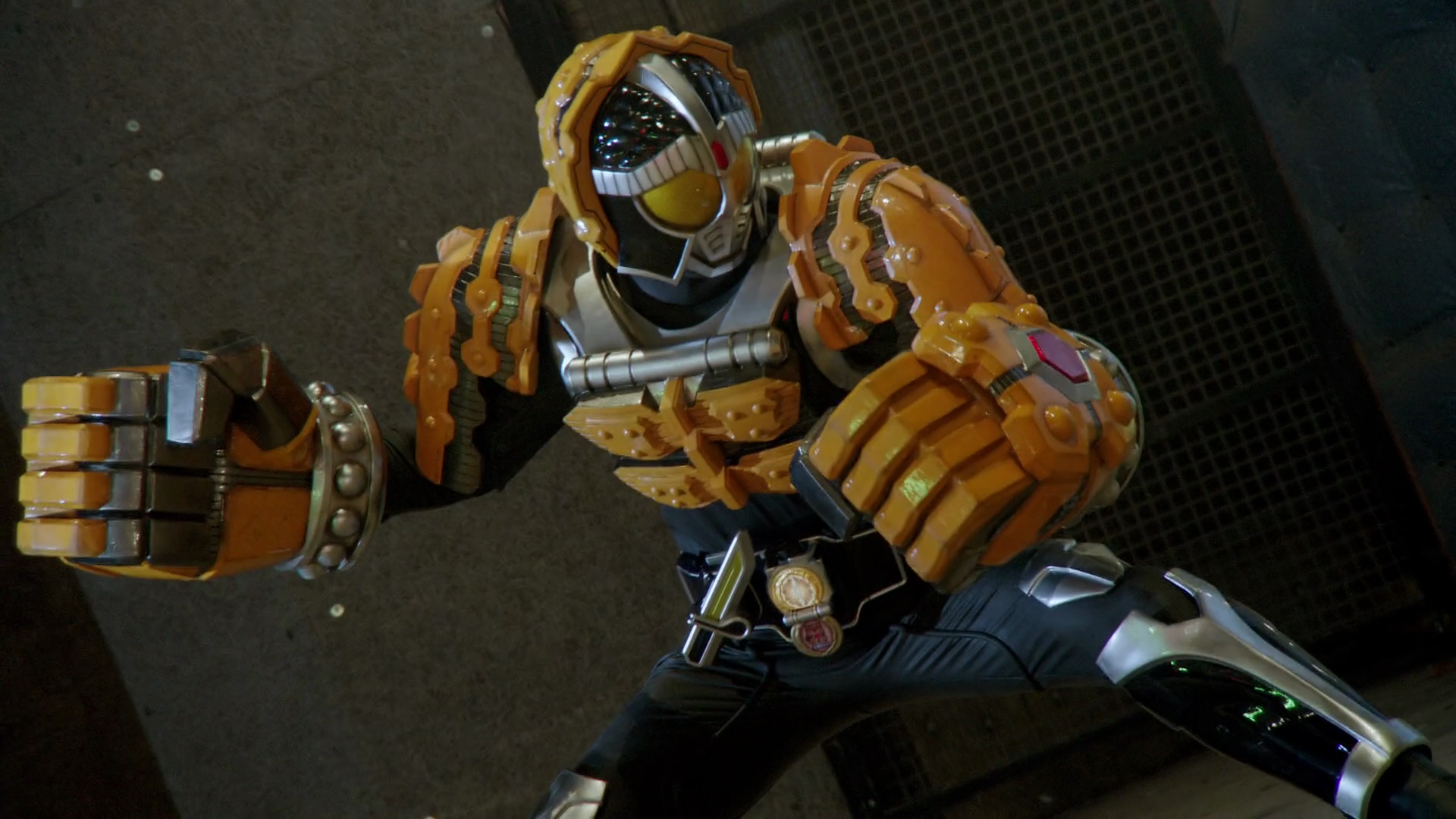 Kamen Rider Knuckle http://vignette3.wikia.nocookie.net/kamenrider/images/2/2b/KR_Knuckle_Is_Here.jpg/revision/latest?cb=20140728193601