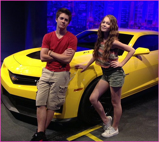 who miley cyrus dating 2015