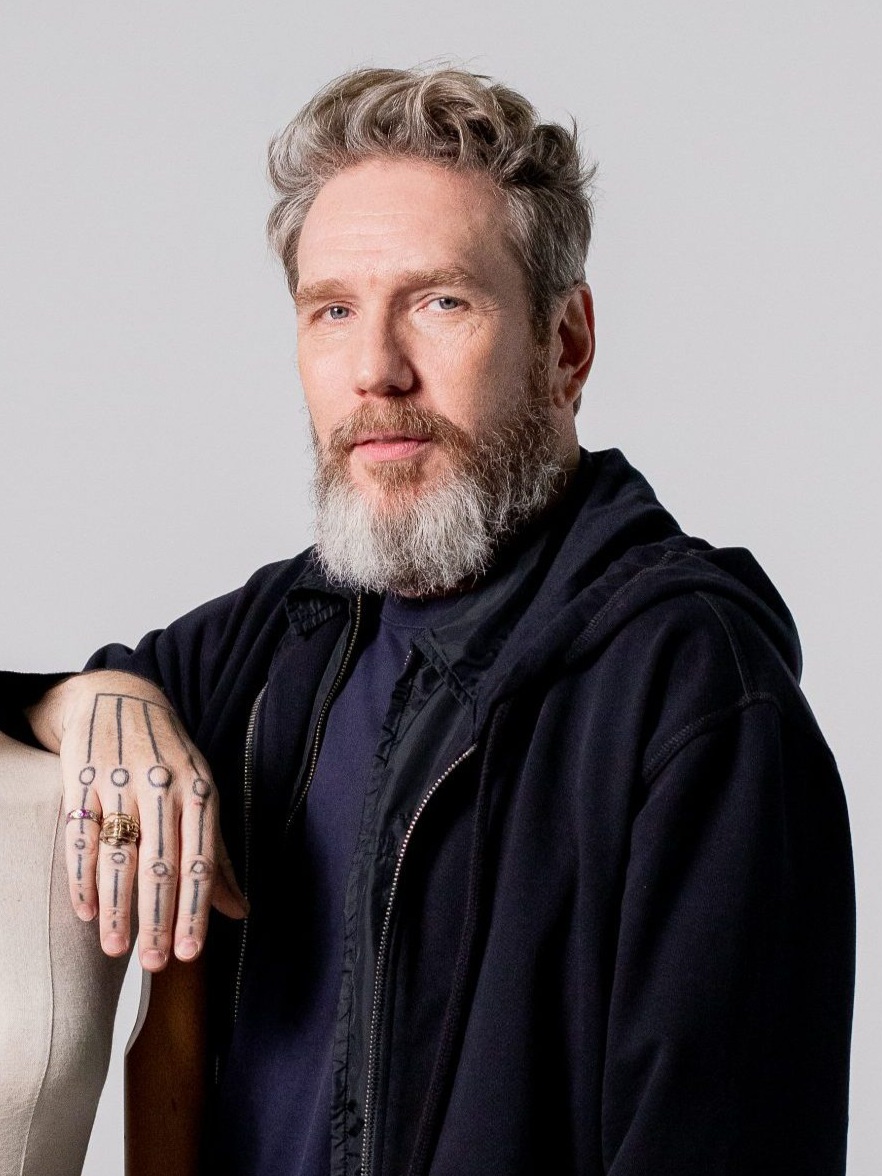 Tips: Alexandre Herchcovitch, 2018s alternative hair style of the cool talented designer