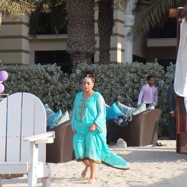 9-9-14_Palm_Jumeirah_Beach_in_Dubai_001.