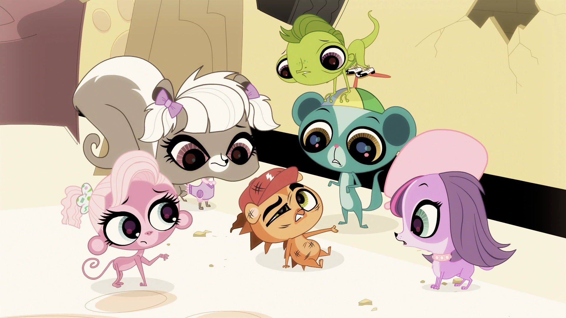 Image Young Pets and Young Russell.png Littlest Pet Shop (2012 TV