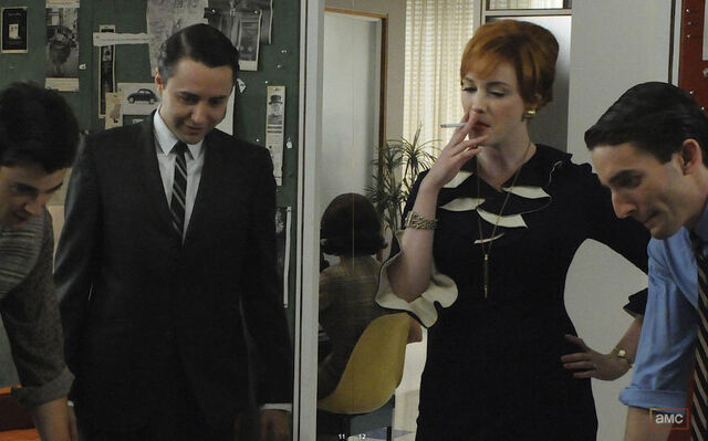 File:Joanwavedress.jpg