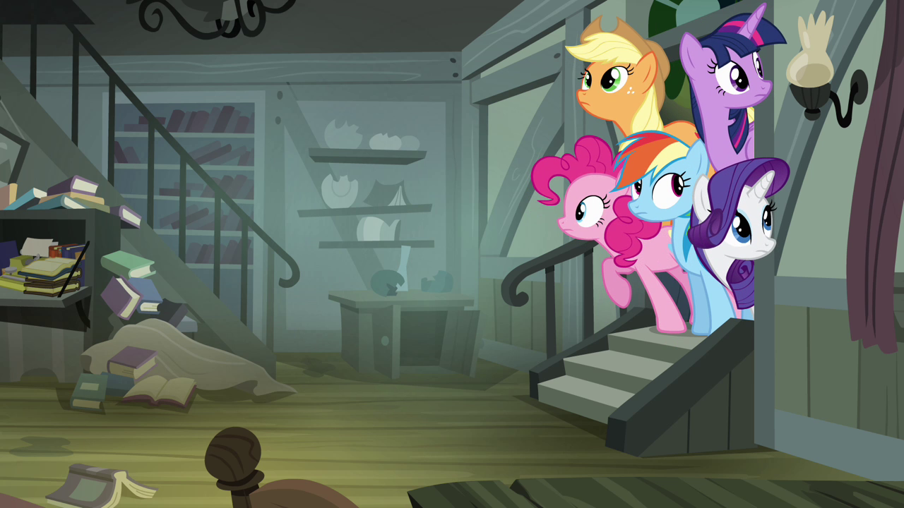 Other_ponies_peeking_into_Daring%27s_house_S4E04.png
