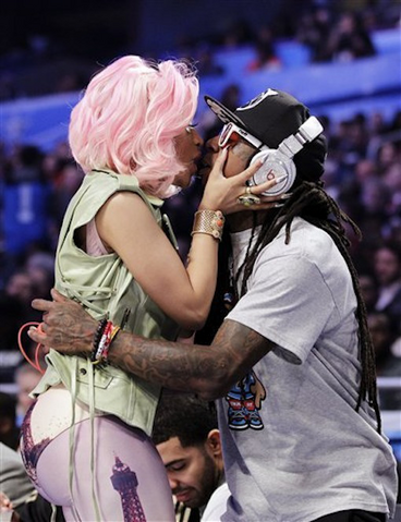 File:Wayne-nicki10.png