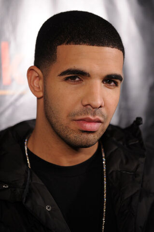 File:Drake Drake Trey Songz Pitbull Celebrate Launch J0UJnOzkMx4l.jpg