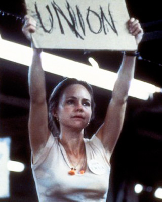 http://vignette3.wikia.nocookie.net/p__/images/5/5b/Norma_Rae.jpg/revision/latest?cb=20131113141839&path-prefix=protagonist