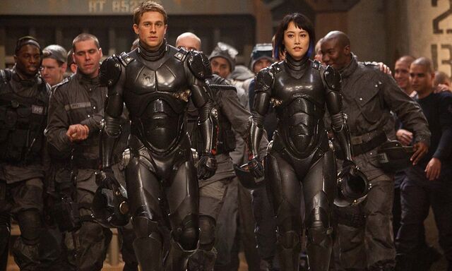 rinko kikuchi fansite image charlie hunnam rinko kikuchi pacific rim 2 jpeg rinko kikuchi fansite image charlie hunnam rinko kikuchi pacific rim 2 jpeg