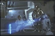 R2-d2-princess-leia-hologram.jpg