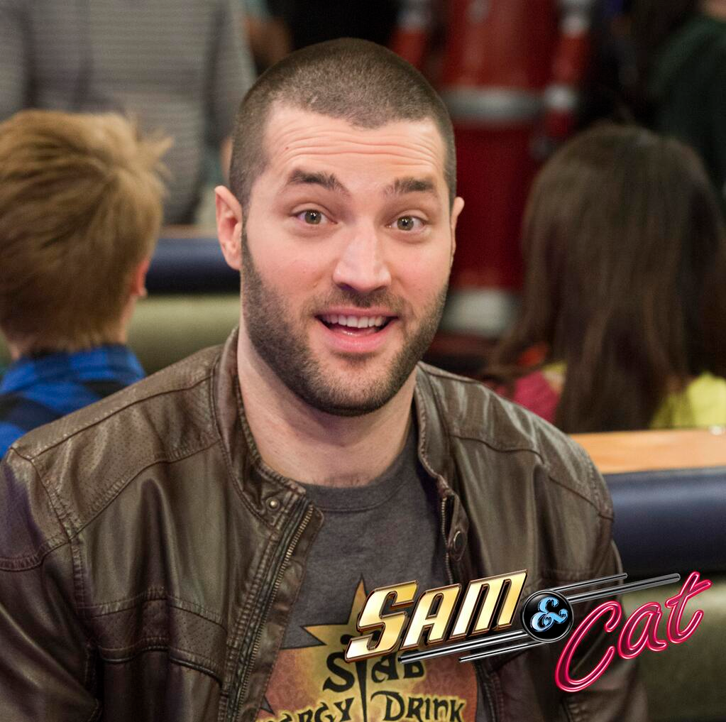 Image A picture of Goomer.png Sam and Cat Wiki Fandom powered by Wikia