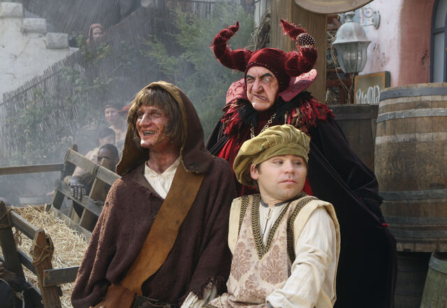 File:7x11 Kelso abducts Doug.jpg