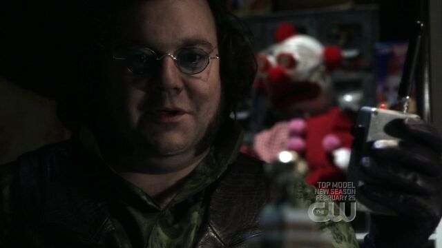 File:Requiem-smallville-4109270-1280-720.jpg