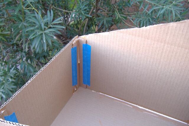 File:Reinforced corner joints.jpg