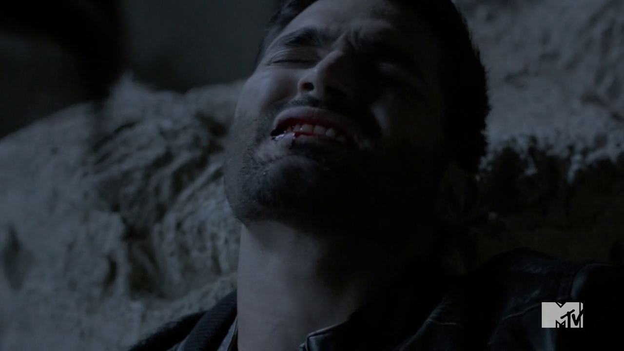 Image Teen Wolf Season 4 Episode 12 Smoke & Mirrors Derek is dying.png Teen Wolf Wiki