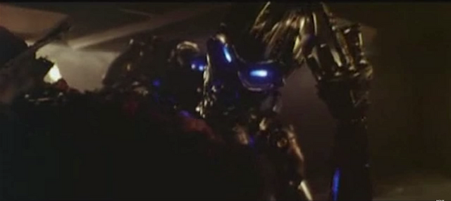 File:T-X hand swearing.png